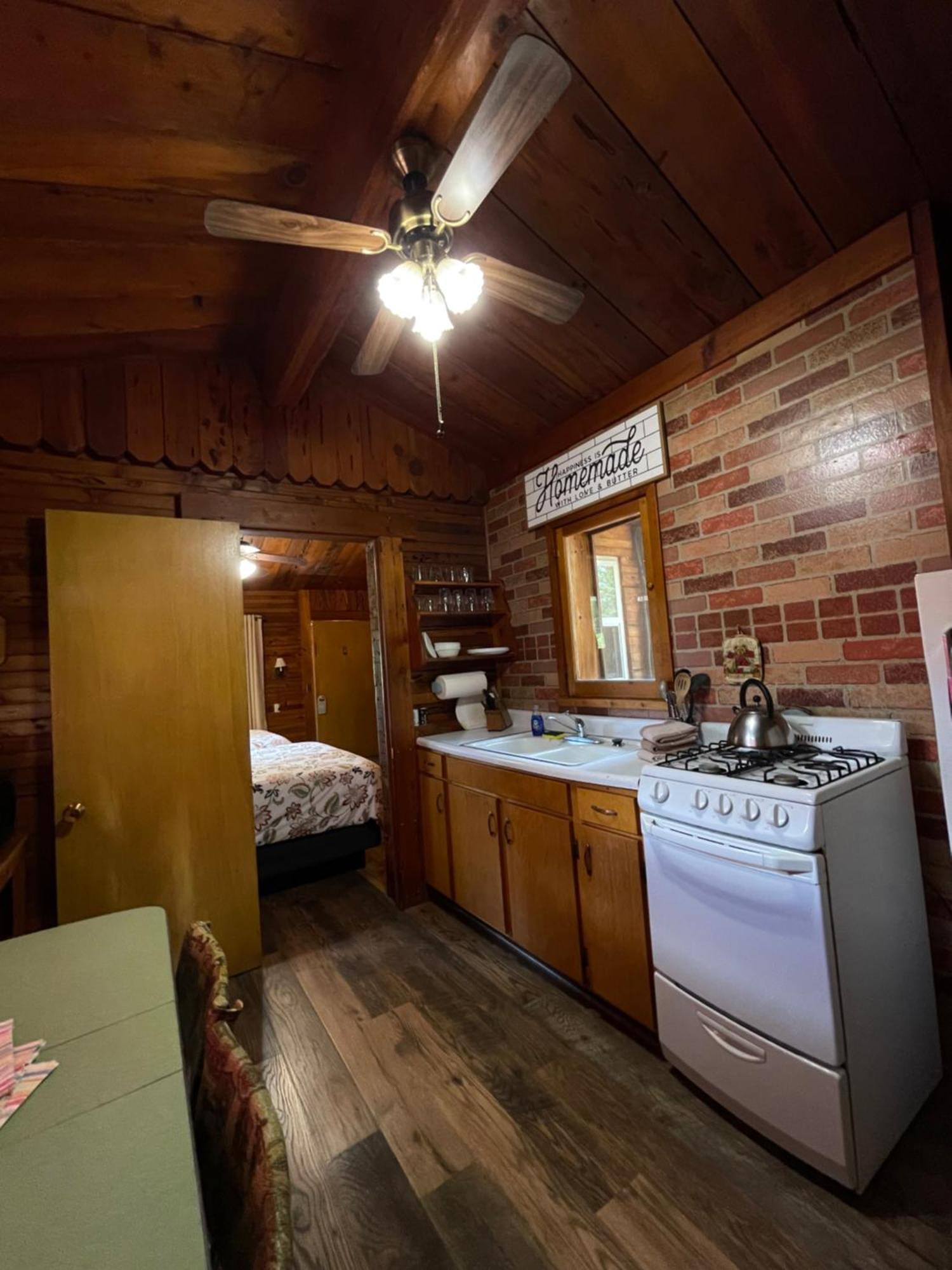 Sierra Sky Bed & Breakfast 2*